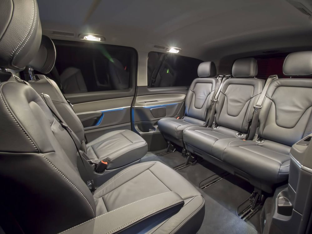 Interni della V-Class con illuminazione ambient soffusa